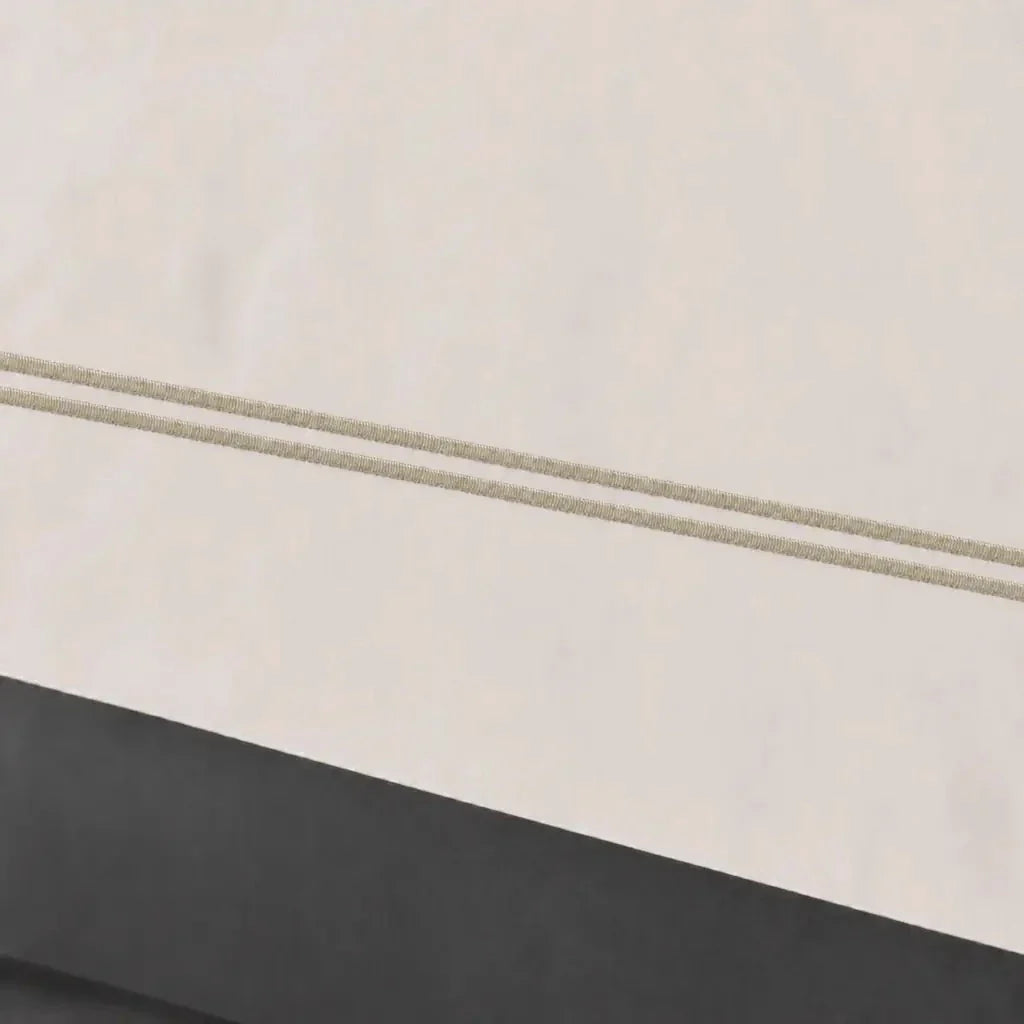 Cream cotton 200TC Oxford duvet cover set with stone two-row satin stitch – close-up view | Linen & Co