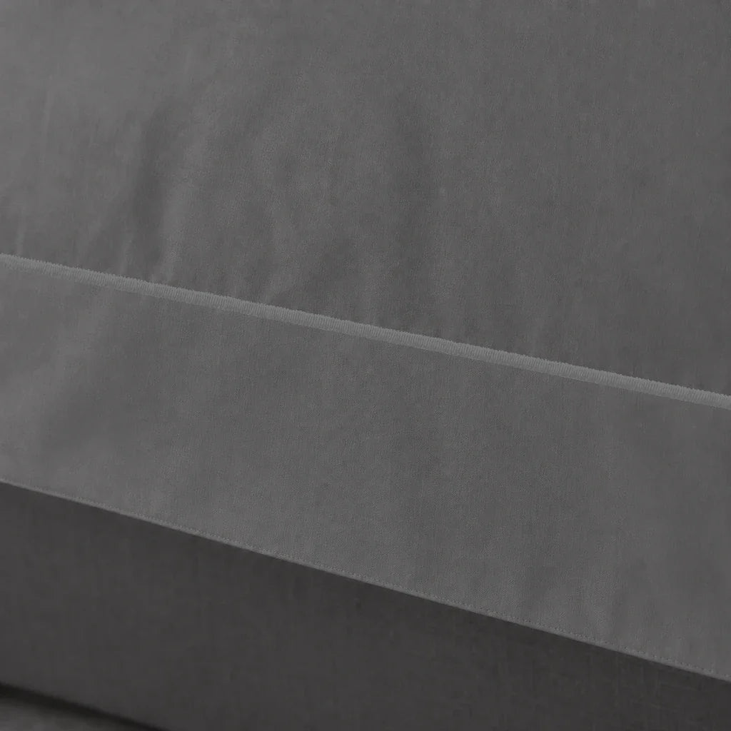 Grey Oxford duvet cover set - Grey One Row Satin Stitch - close-up border - Linen and Co