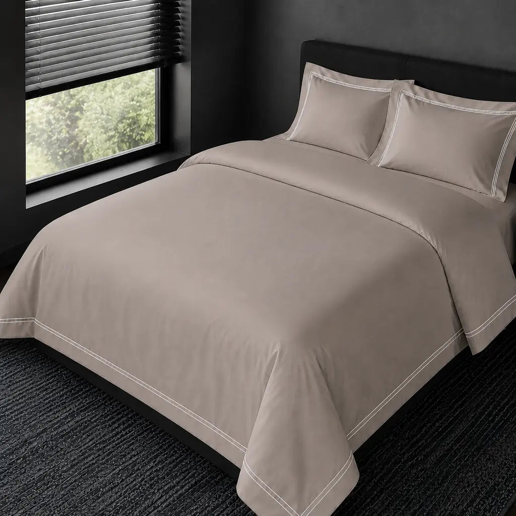 Alternative view of the Stone Cotton 200TC Oxford duvet cover set with white two-row satin stitch.