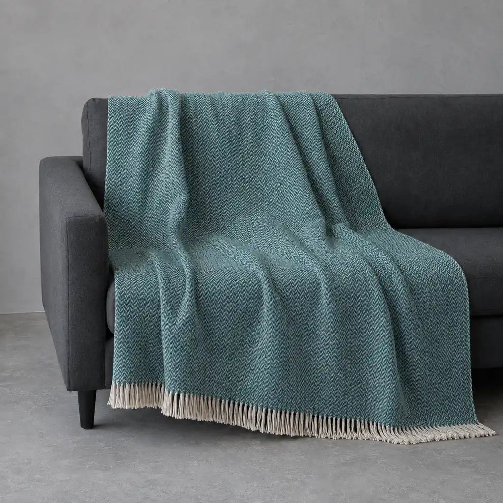 Aura Cotton Throw in Teal #Colour_Teal