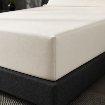 Cream Cotton Percale 200TC Fitted Sheets extra depth deep pocket corner detail - Linen and Co