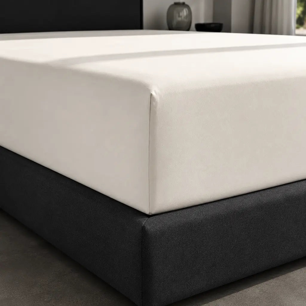 Cream Polycotton Percale 200TC Fitted Sheets extra depth deep pocket corner detail - Linen and Co
