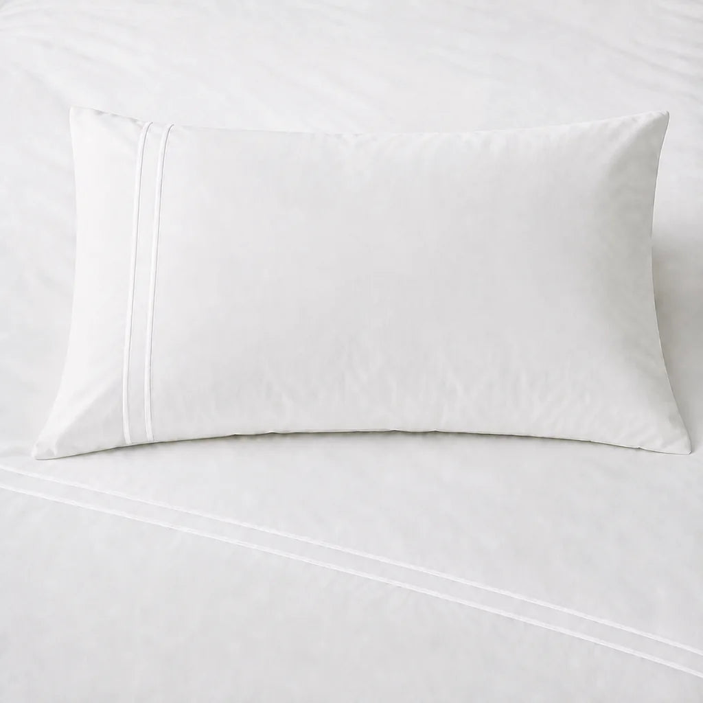White 300TC plain duvet cover with White two row satin stitch - close-up - Linen and Co