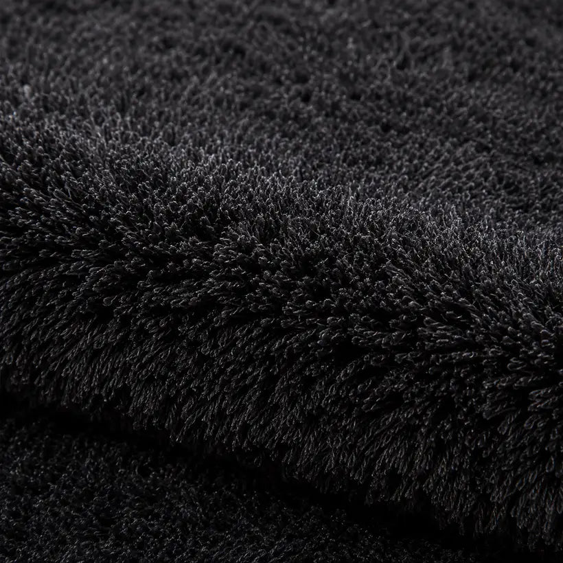 Papini Temptation rug in Storm - close-up detail - Linen and Co
