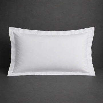 White polycotton percale 200TC Oxford pillow case, Standard and King, no satin stitch — front view.
