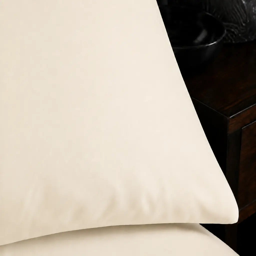 Cream 200TC plain duvet cover with no satin stitch - close-up detail - Linen and Co