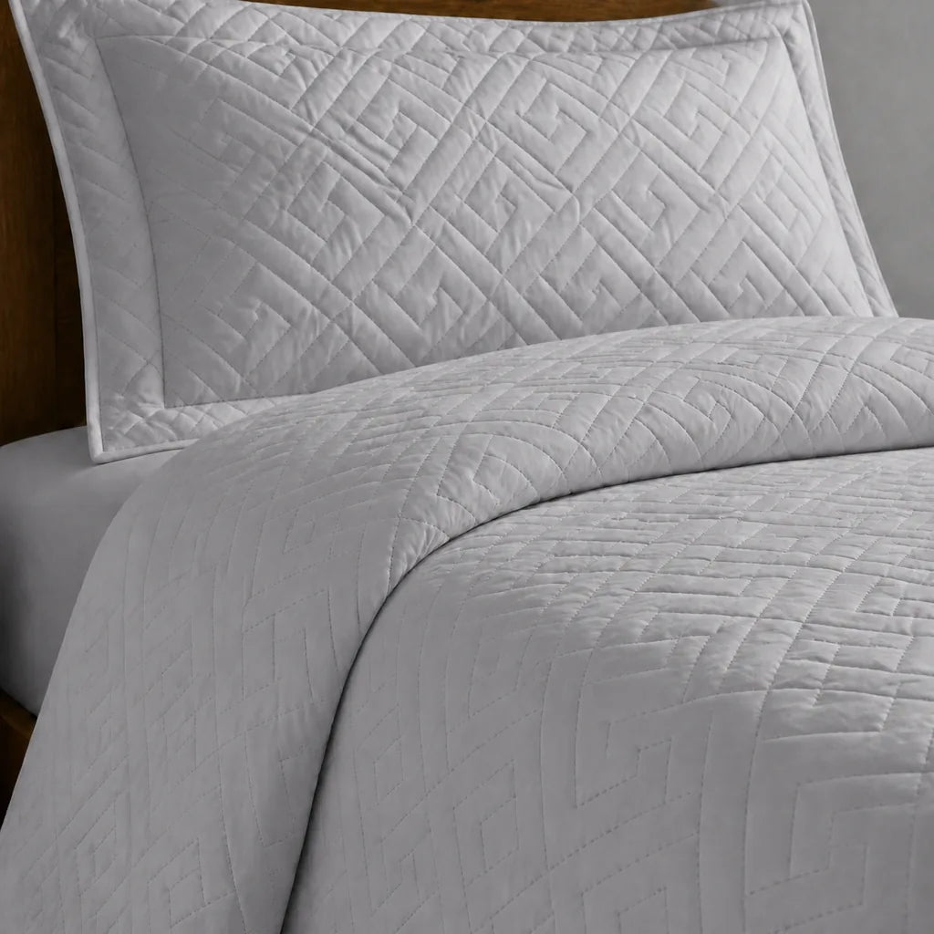 Platinum Tuscany Quilted Bedspread Set - Close-up detail