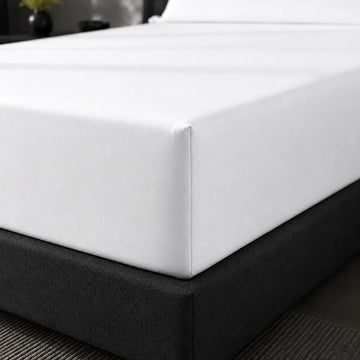 White Cotton Percale 200TC Fitted Sheets extra depth deep pocket corner detail - Linen and Co