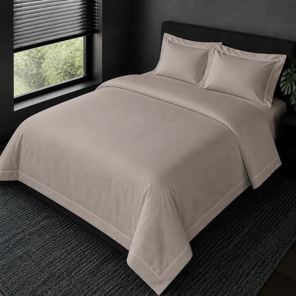Alternative view of the Stone Cotton 200TC Oxford duvet cover set with white one-row satin stitch.