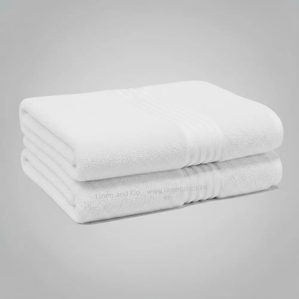High-quality white bath towel from Linen and Co's Glodina Marathon range, illustrating superior absorbency and commercial-grade performance