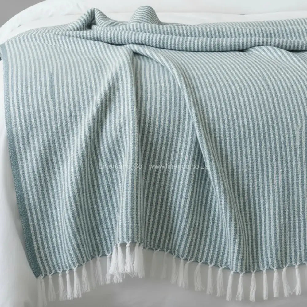 Duck Egg cotton throw, 125x150cm, soft hospitality textile for professional hotel decor by Linen and Co.
