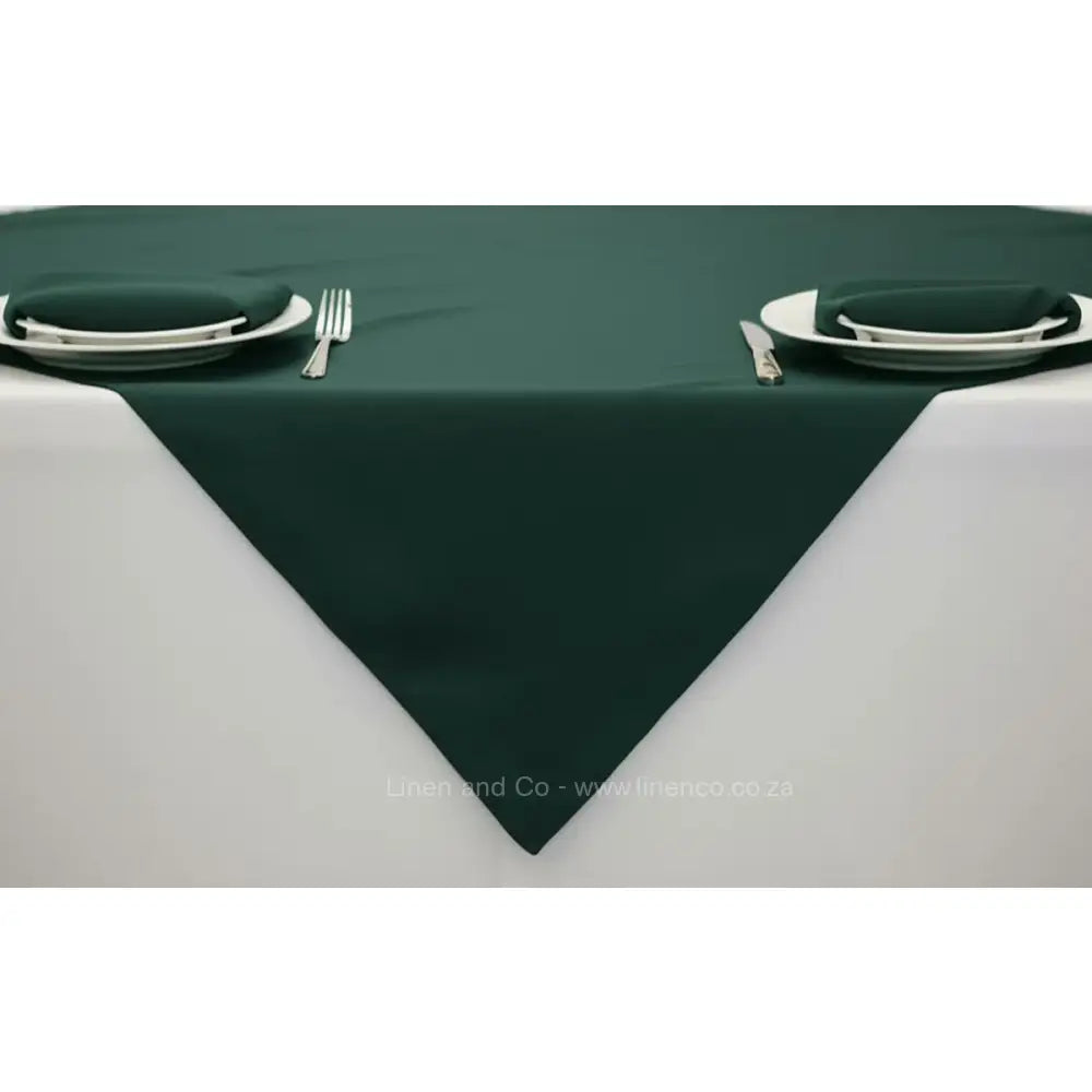 Hunter Green Table Cloth Overlay with napkins