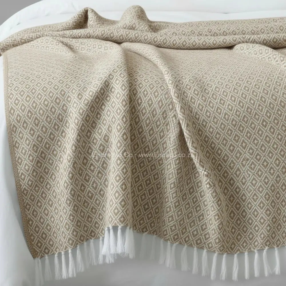 Natural Colour cotton throw, 125x150cm, soft hospitality textile for professional hotel decor by Linen and Co.