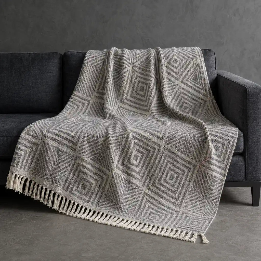 Aria Cotton Throw in Grey #Colour_Grey