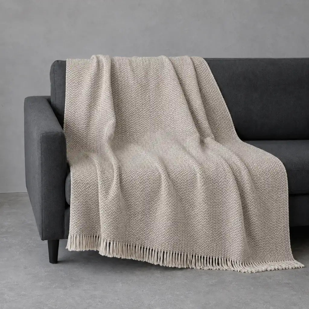Aura Cotton Throw in Natural #Colour_Natural
