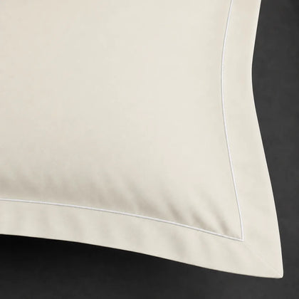 Oxford One Row Satin Stitch - Cream Polycotton 200TC Flat Sheet - Linen and Co