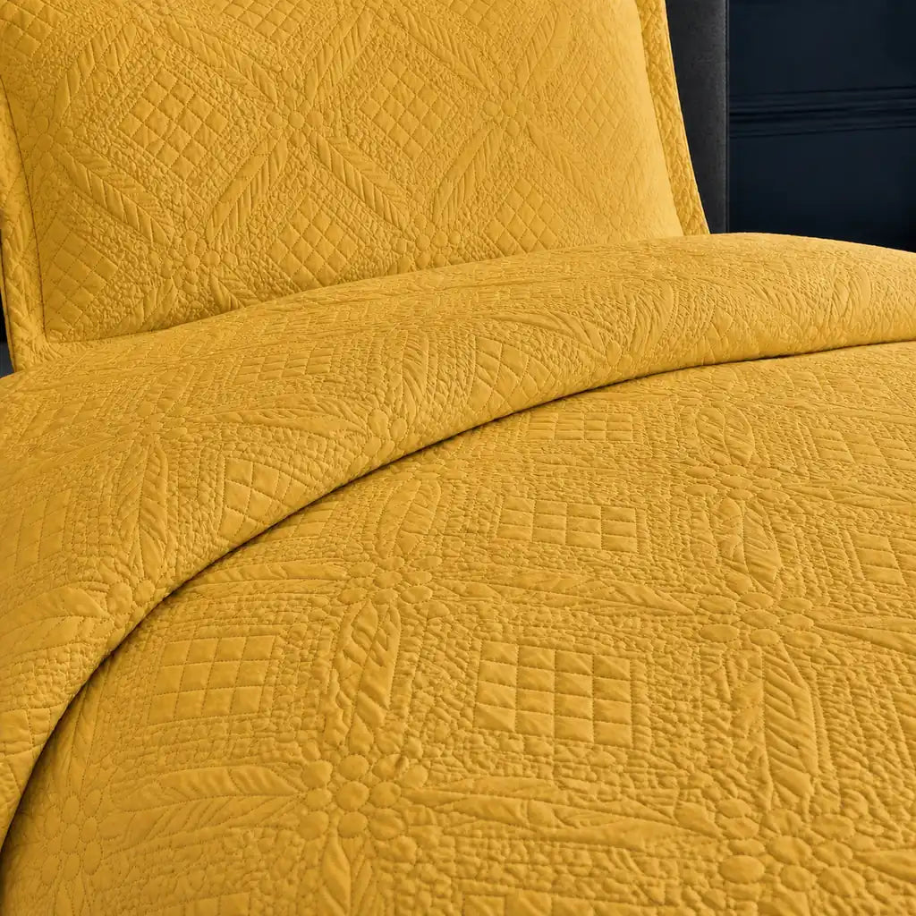 Mustard Istanbul Quilted Bedspread Set - Close-up detail