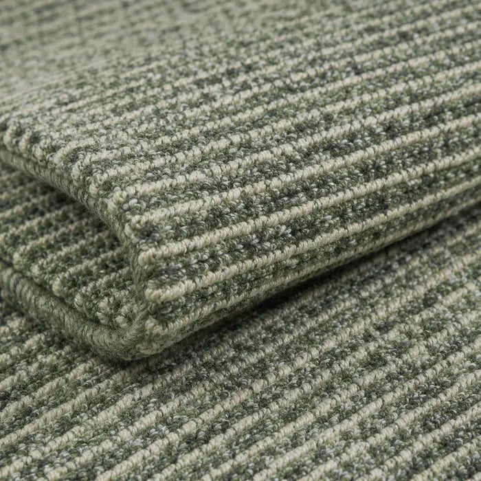 Papini Hunter rug in Fresh Moss - close-up detail - Linen and Co