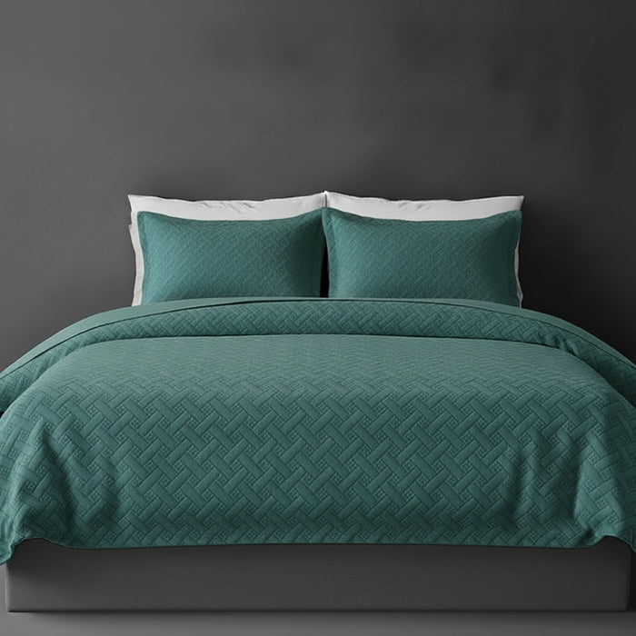 Care notes imagery for Italian Velvet Quilted Bedspread Set