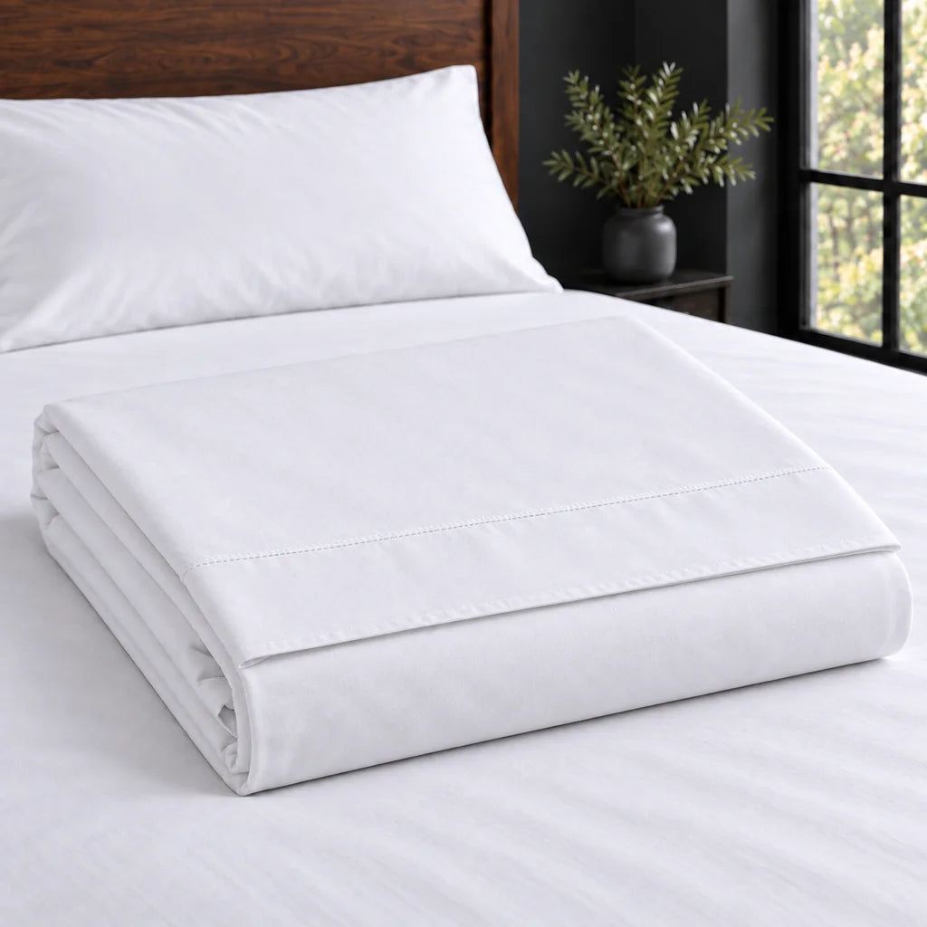 white cotton percale 200tc flat sheet, plain no satin stitch — construction — Linen and Co